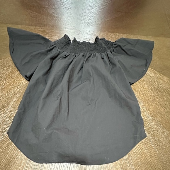 Central Park West New York Off the Shoulder smocked butterfly sleeve top, Medium - Picture 7 of 8